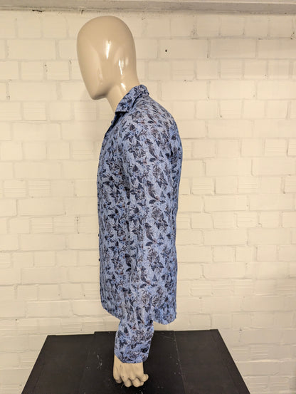 Oscar of Sweden overhemd. Blauw Bruine bloemen print. Maat M.