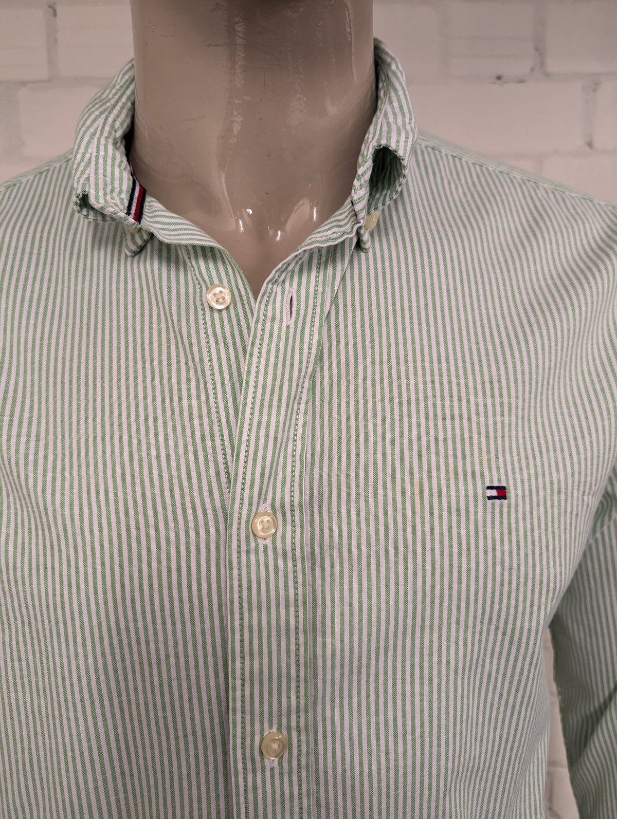 Tommy Hilfiger overhemd. Groen Wit gestreept. Maat L. ntflex. regular fit. stretch.