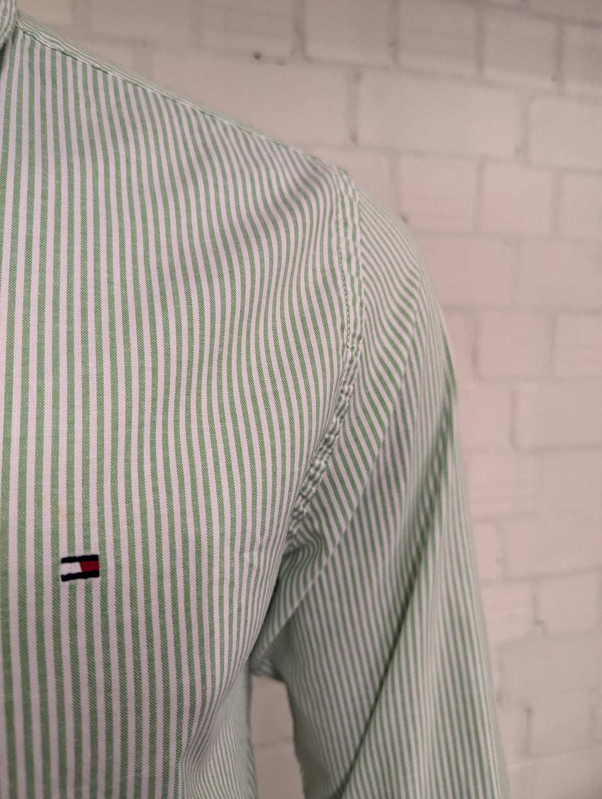 Tommy Hilfiger overhemd. Groen Wit gestreept. Maat L. ntflex. regular fit. stretch.