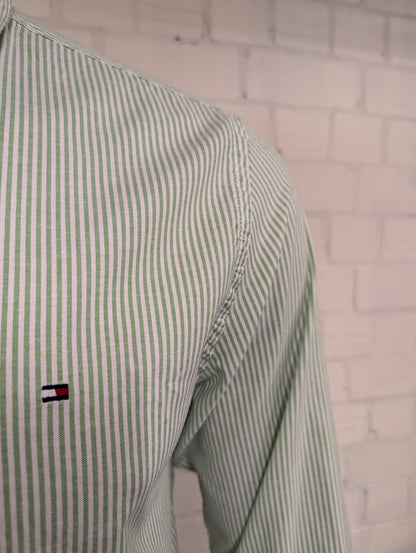 Tommy Hilfiger overhemd. Groen Wit gestreept. Maat L. ntflex. regular fit. stretch.