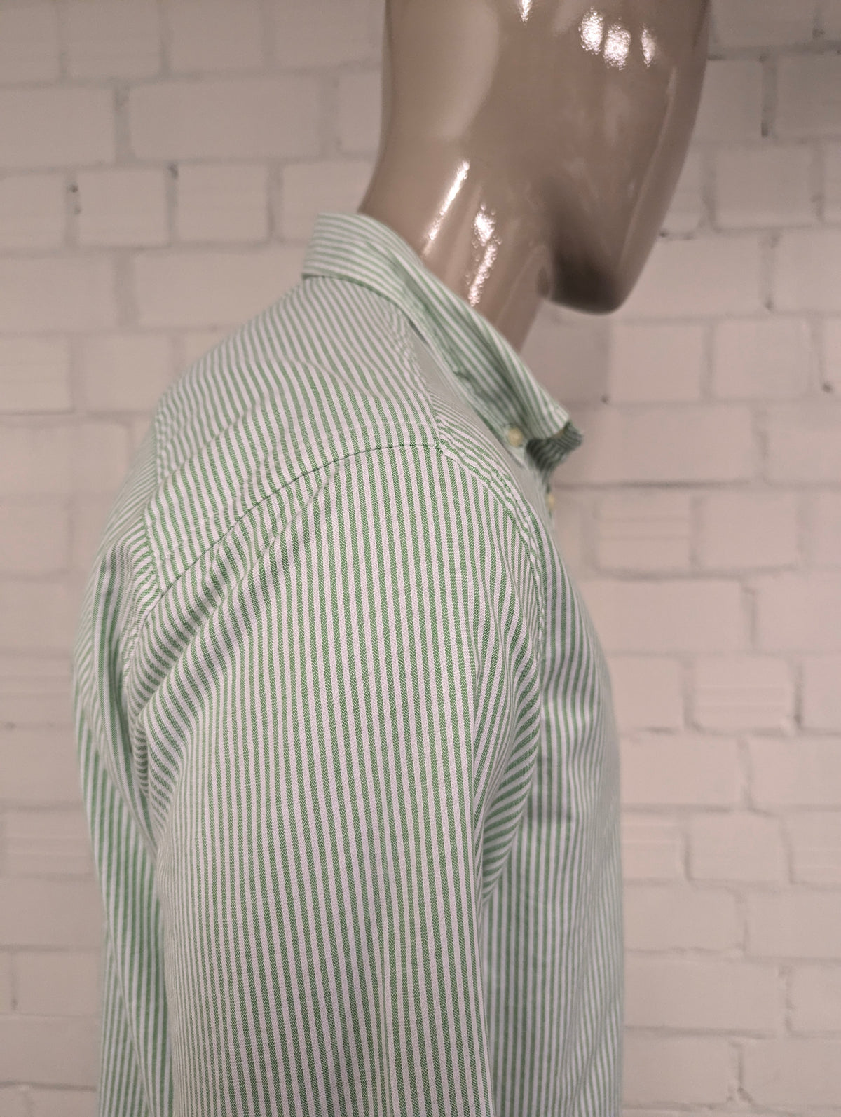 Tommy Hilfiger overhemd. Groen Wit gestreept. Maat L. ntflex. regular fit. stretch.