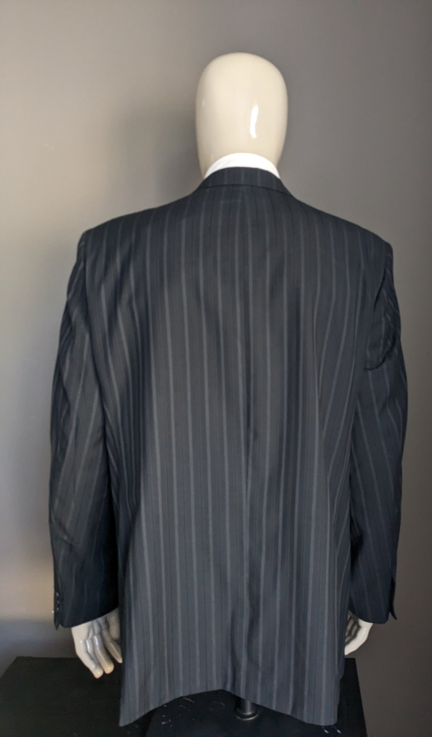 Vintage jacket. Black gray striped. Size 58 / XL.