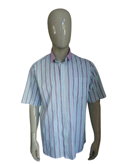 Vintage-Shirt mit kurzen Ärmeln. Lila Weiß Grün. Polokragen. Größe XXL/ 2XL