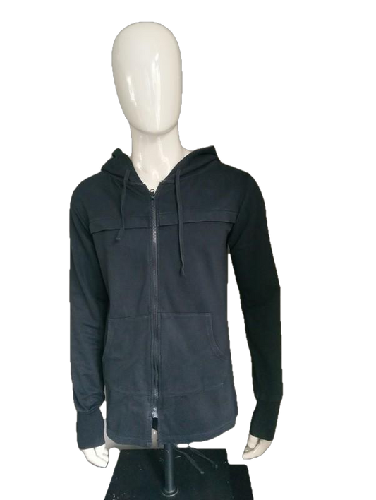 Tanoli vest / hoodie. Long model. Colored black. Size M.