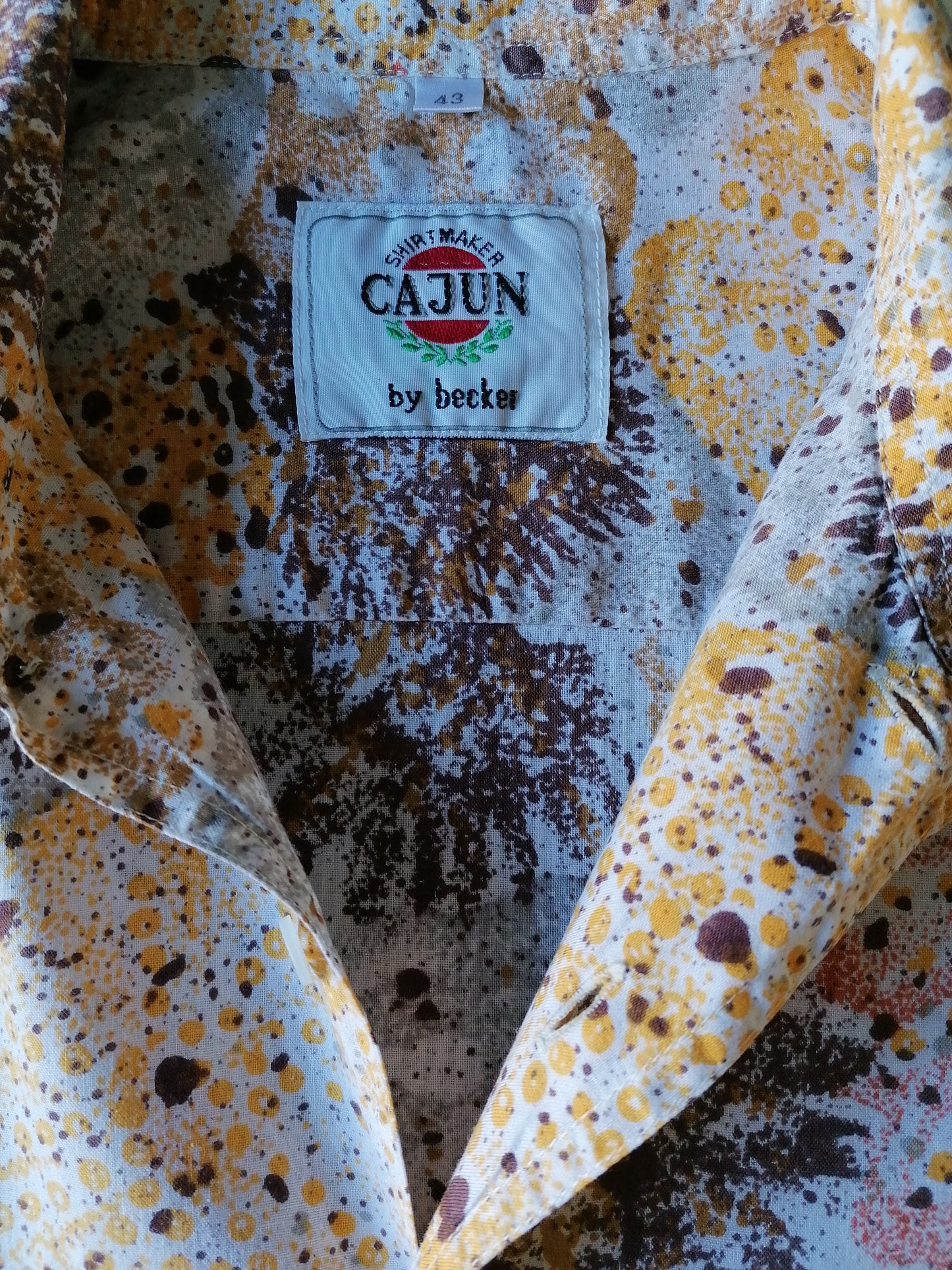 Cajun vintage da maniche corte della camicia di Becker. Brown giallo. XL / XXL.