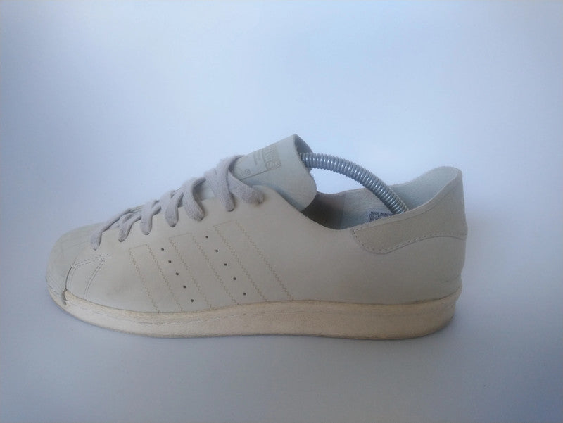 Adidas Original sneakers. Beige colored. Size 44.