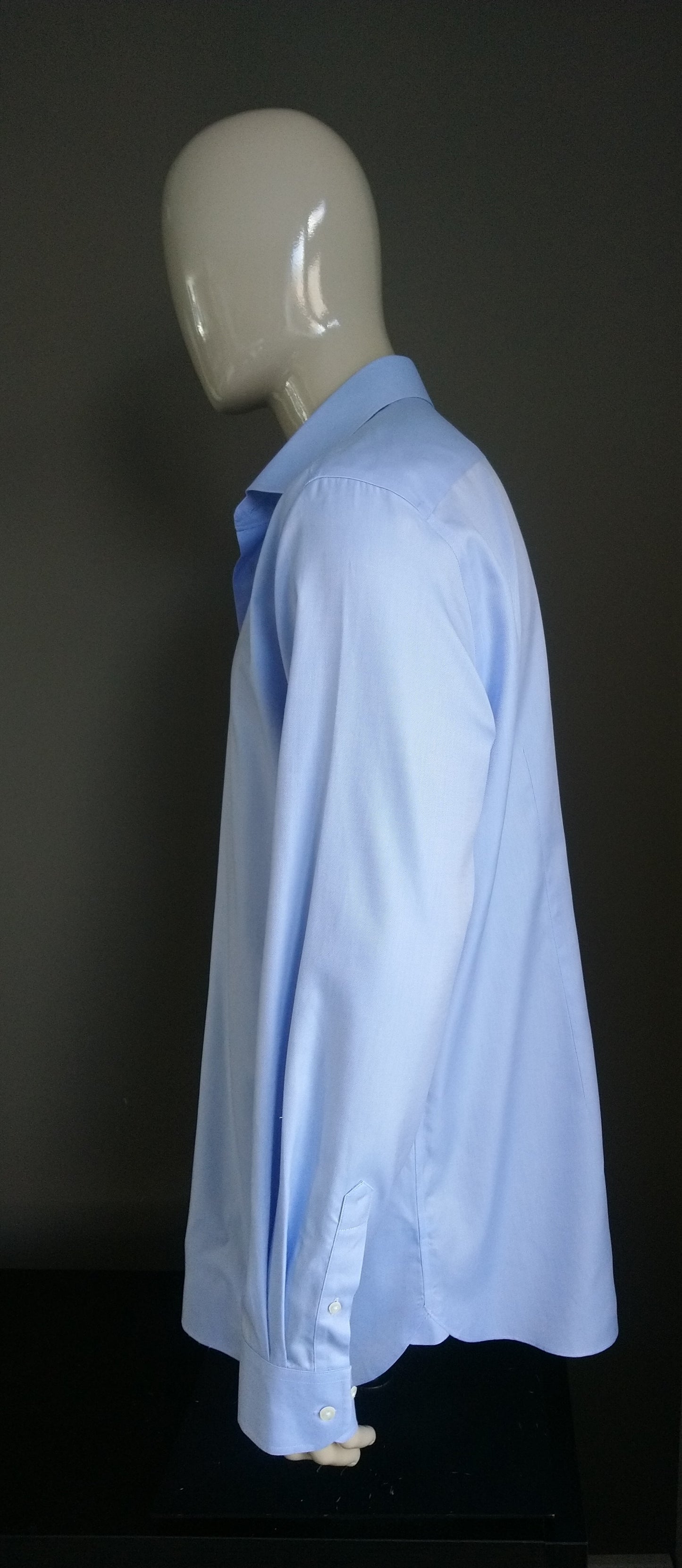 Camisa de Thomas Maine. Color azul claro. Tamaño 46 / xxl / 2xl.