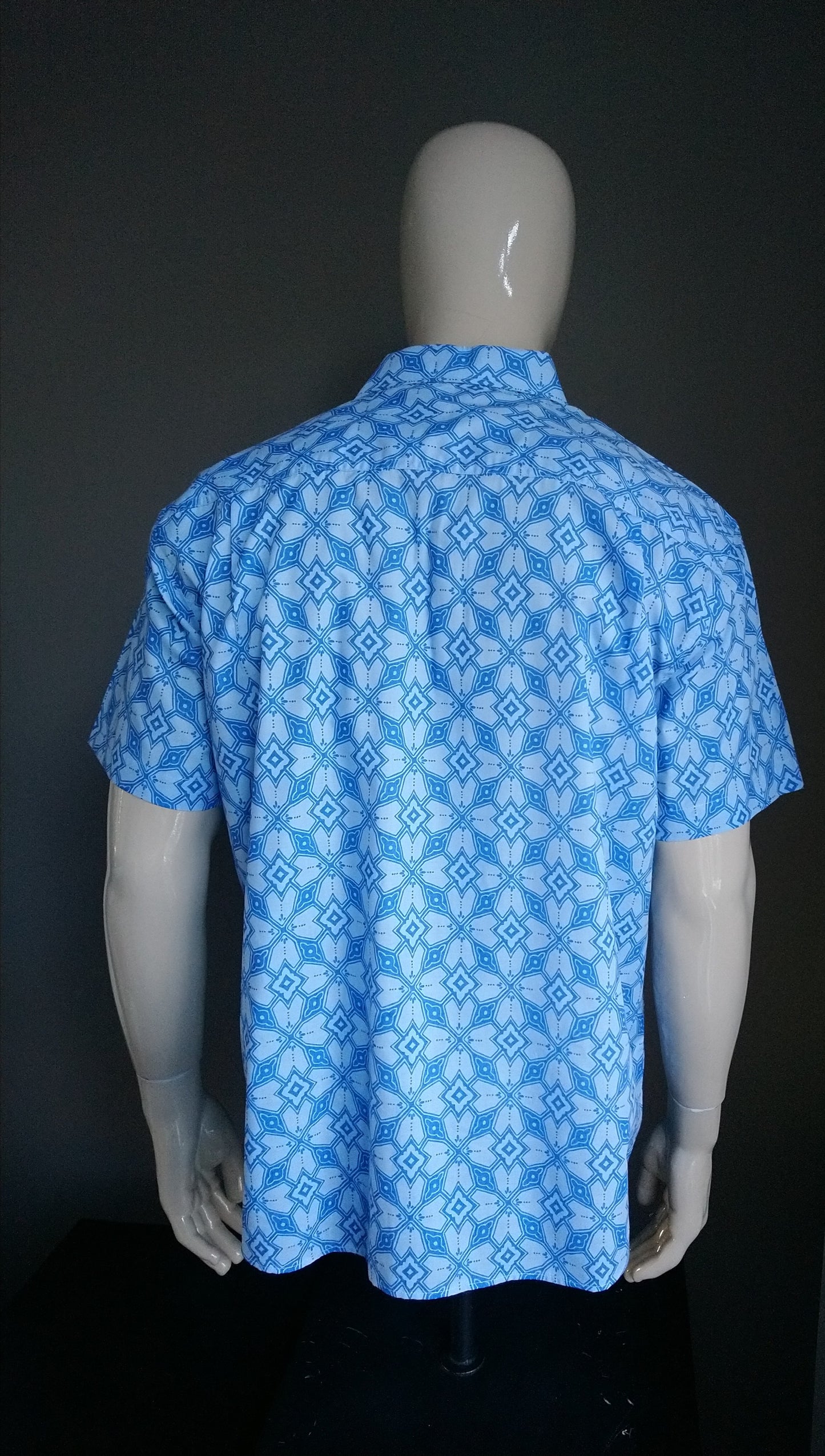 Vintage 90's Identic Shirt Short Sleeve. Blue print. Size XL.