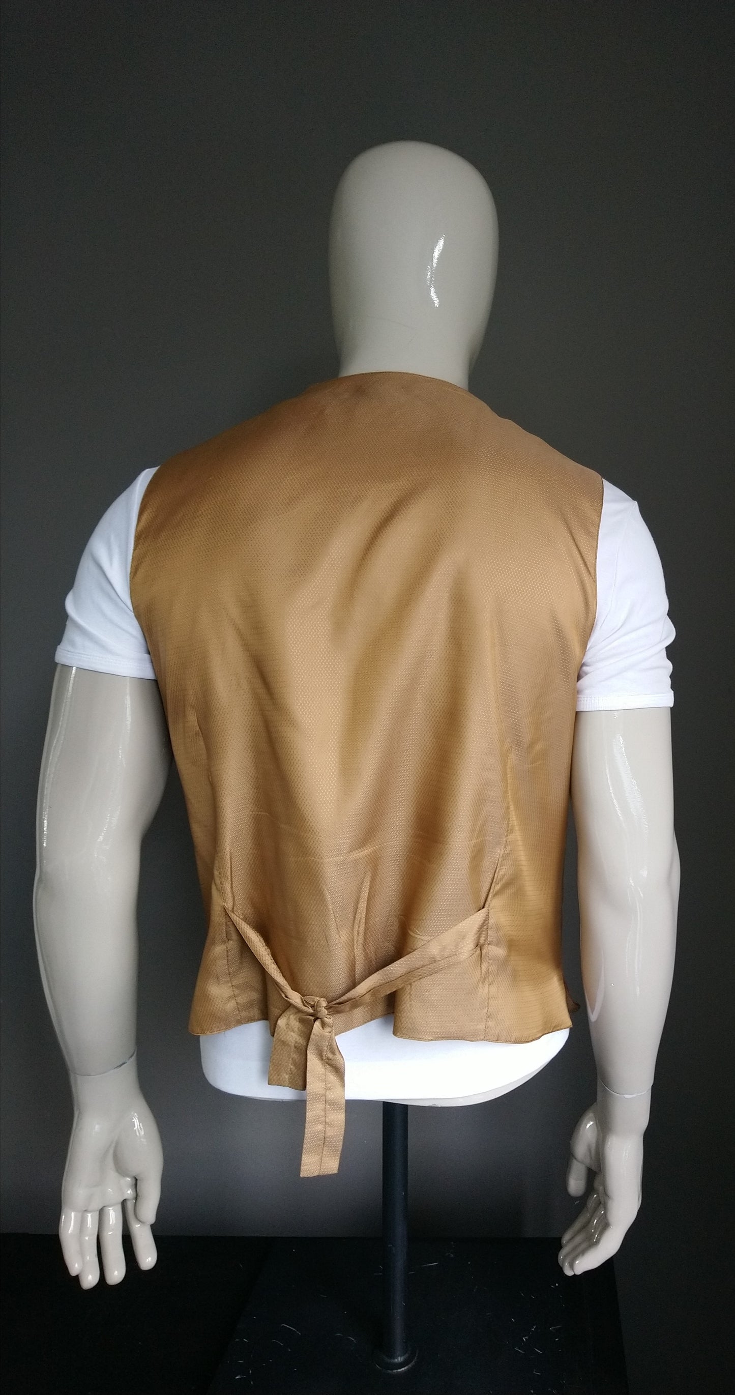 Suede / leather waistcoat. Brown colored. Size L. #311.