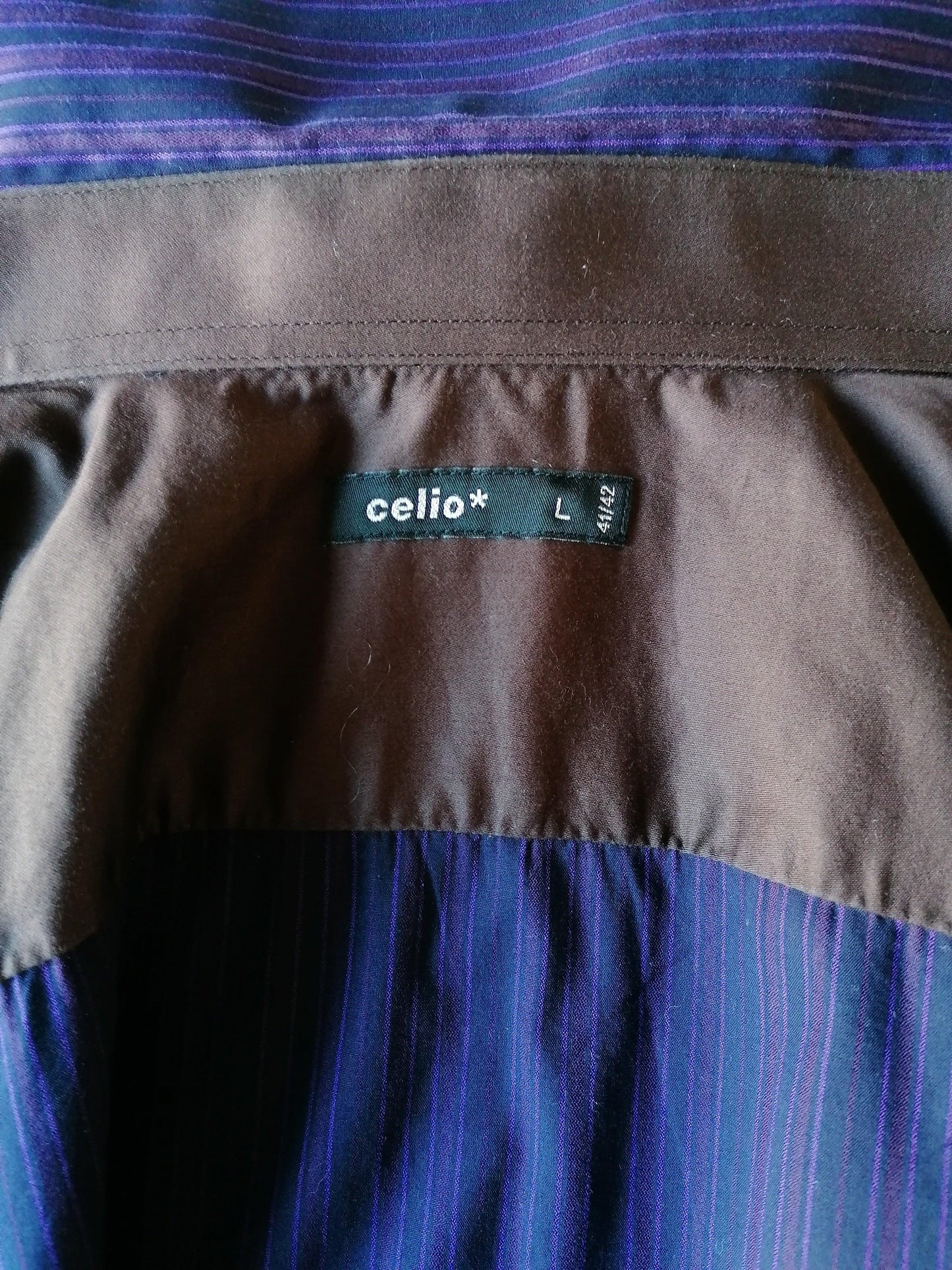 Celio overhemd. Paars gestreept motief. Maat 41/42 - L. - EcoGents