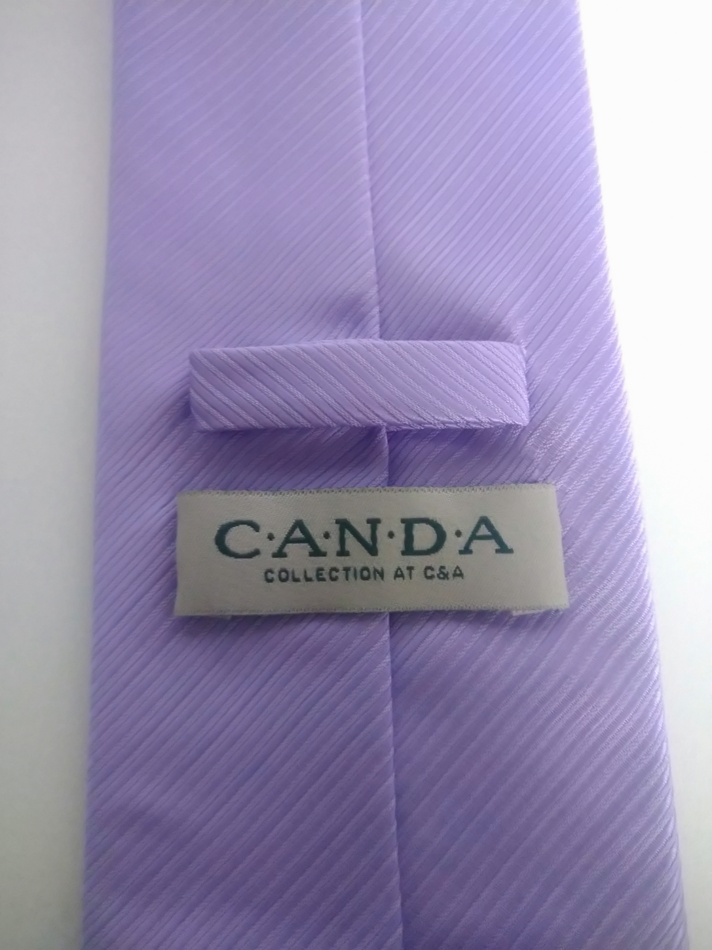 Cravate Vintage Canda. Violet rayé. Polyester.