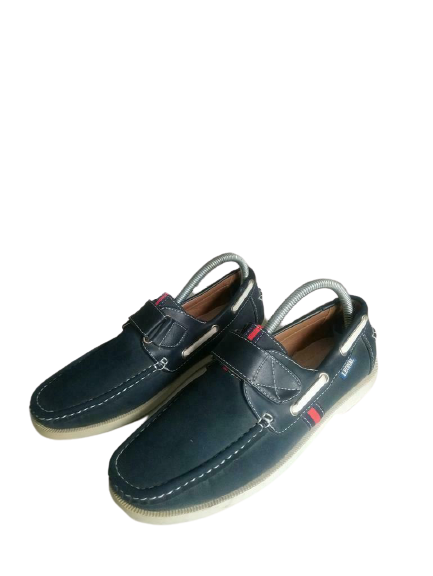 Leonal leather boat shoes. Dark blue / white. Size 39.