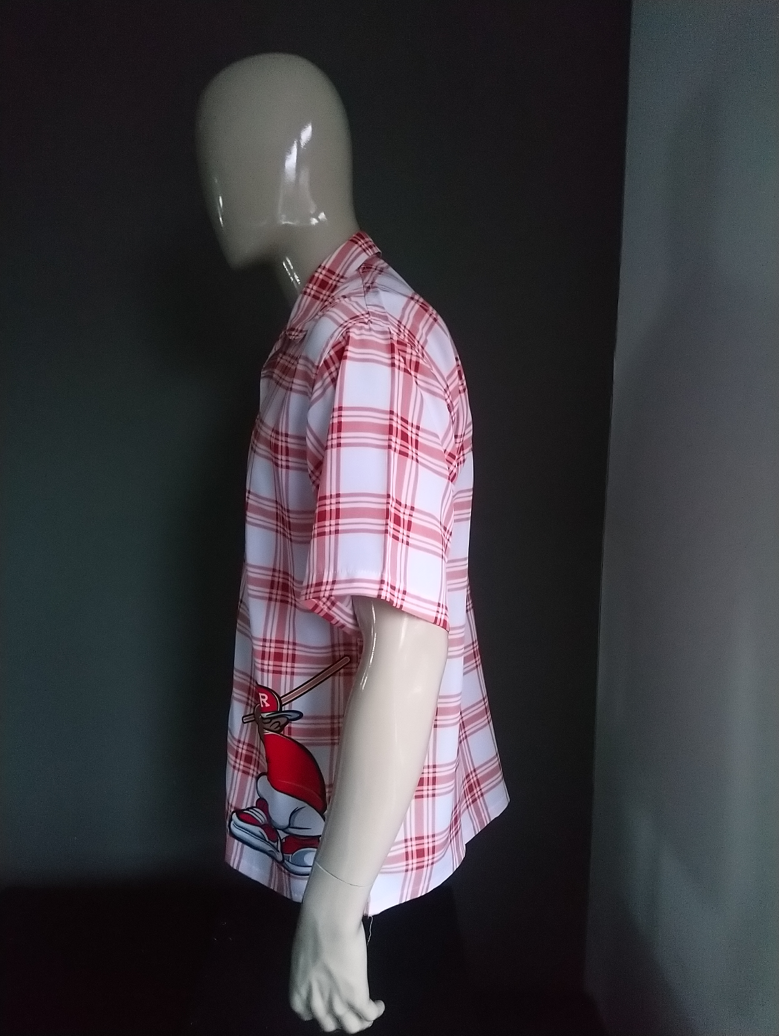 Camisa SuperCool con mangas cortas. Motivo a cuadros blanco rosa rojo. Talla L.