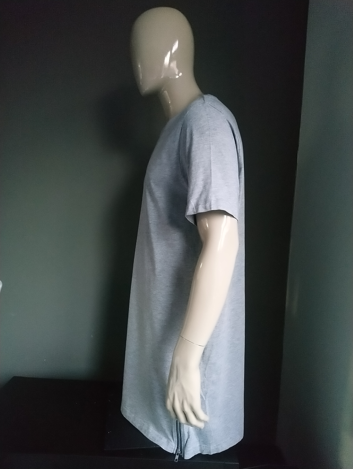 H and m sales divided t shirt