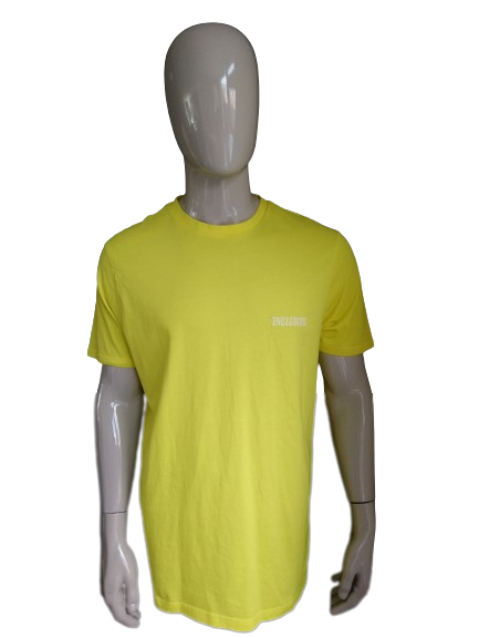 Maglietta George. Colore giallo. Dimensione XXL / 2XL.