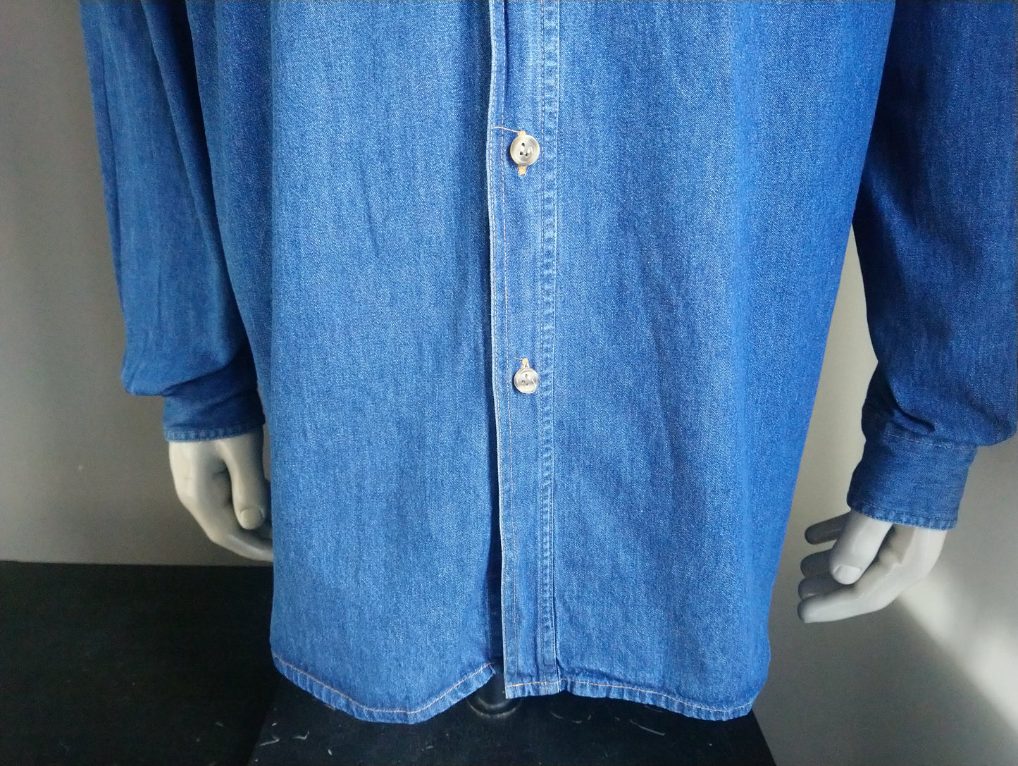 Vintage Great Stone overhemd van spijkerstof. Donker Blauw gekleurd. Maat XL.
