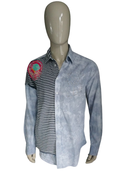Chemise Custo Barcelone. Bleu gris avec applications. L