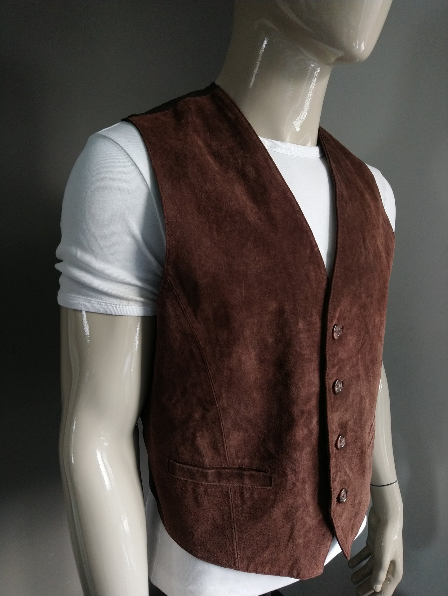 Pork leather waistcoat. Brown colored. Size M. #308.