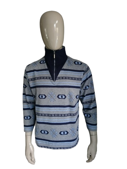 Vintage-Pullover mit Reißverschluss. Graublauer Aufdruck mit 3/4-Ärmeln. Größe L.