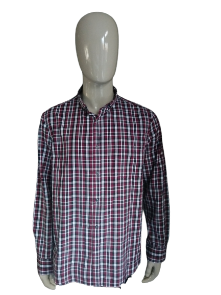 French Connection shirt. Bordeaux black and white. Size XXL