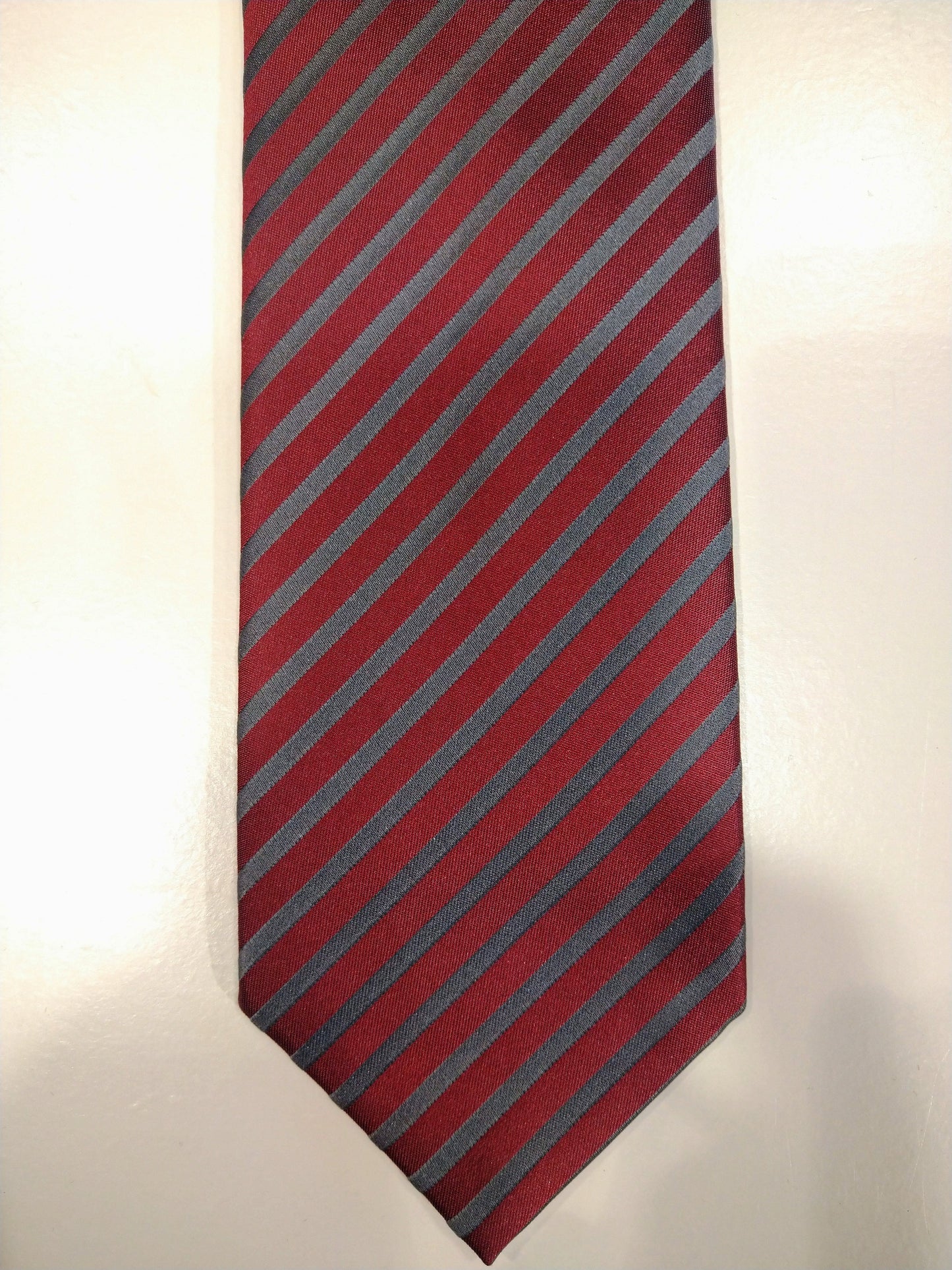 Olymp zijde stropdas. Roze / grijs gestreept.