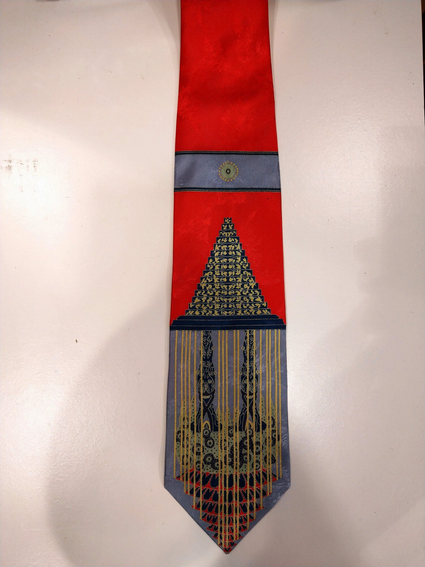 Cravatta di seta vintage Anne Surkamp Kramer. Bel motivo vintage.