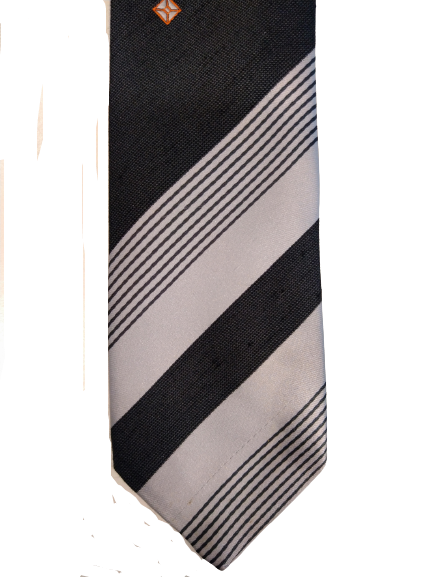 Boule Noire vintage smalle polyester stropdas. Zwart zilver gestreept motief.