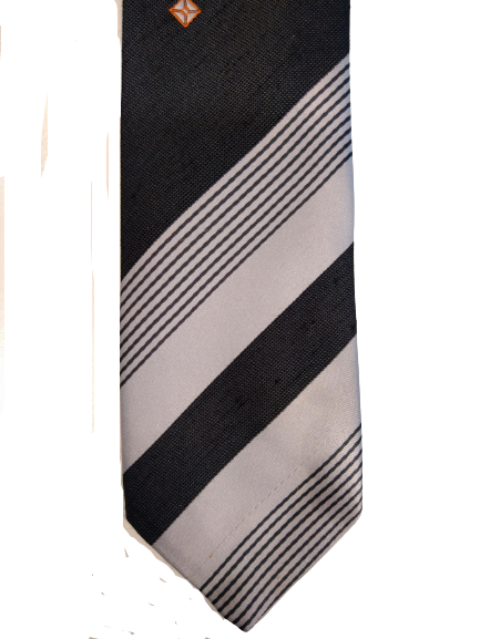 Cravate étroite en polyester vintage Boule Noire. Motif rayé noir argenté.