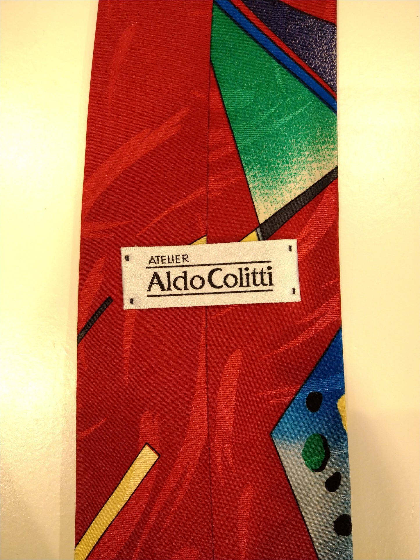 Aldo Colitti vintage polyester. Rood blauw groen motief.