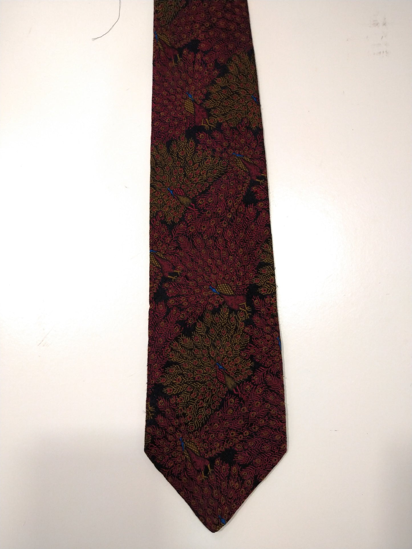 Eliseo Vintage Krawatte. Rot gelbes Motiv.
