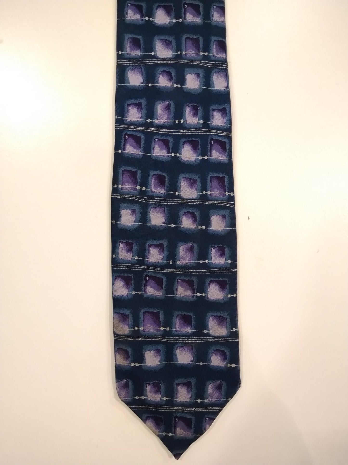 St. Michael by Marks & Spencer zijde stropdas. Blauw paars motief.