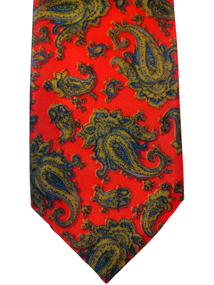 Gold city silk hand made tie. Red shiny motif.
