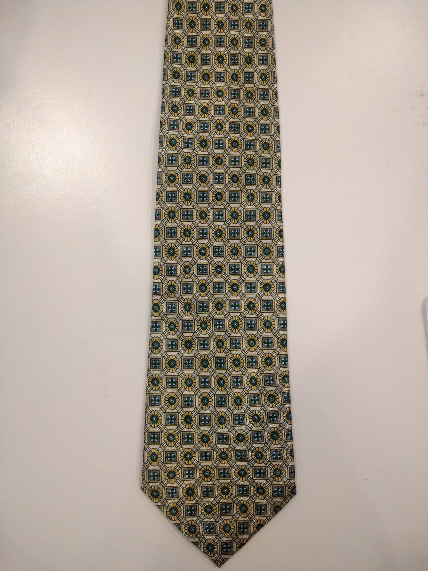 Jundipai la corbata de poliéster suave. Green beige Gold Motif brillante.