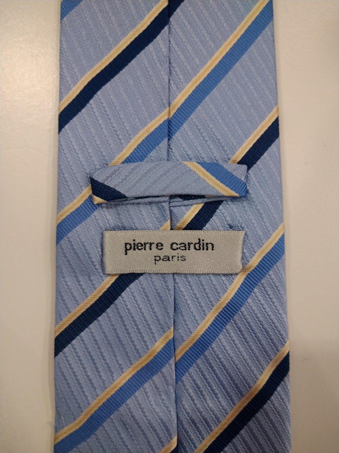 Pierre Cardin zijde stropdas. Blauw beige gestreept.