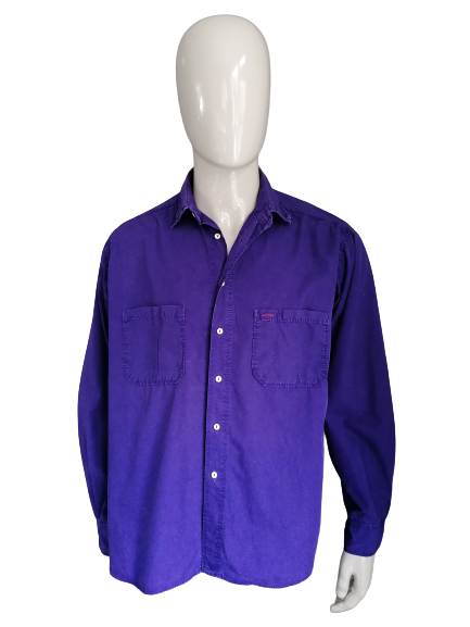Vintage Replay shirt. Purple colored. Size XXL / 2XL.