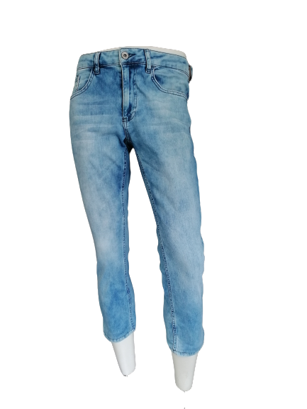 L.c. Jeans waikiki. Azzurro colorato. Dimensione W31-L 7/8. I pantaloni sono stati abbreviati
