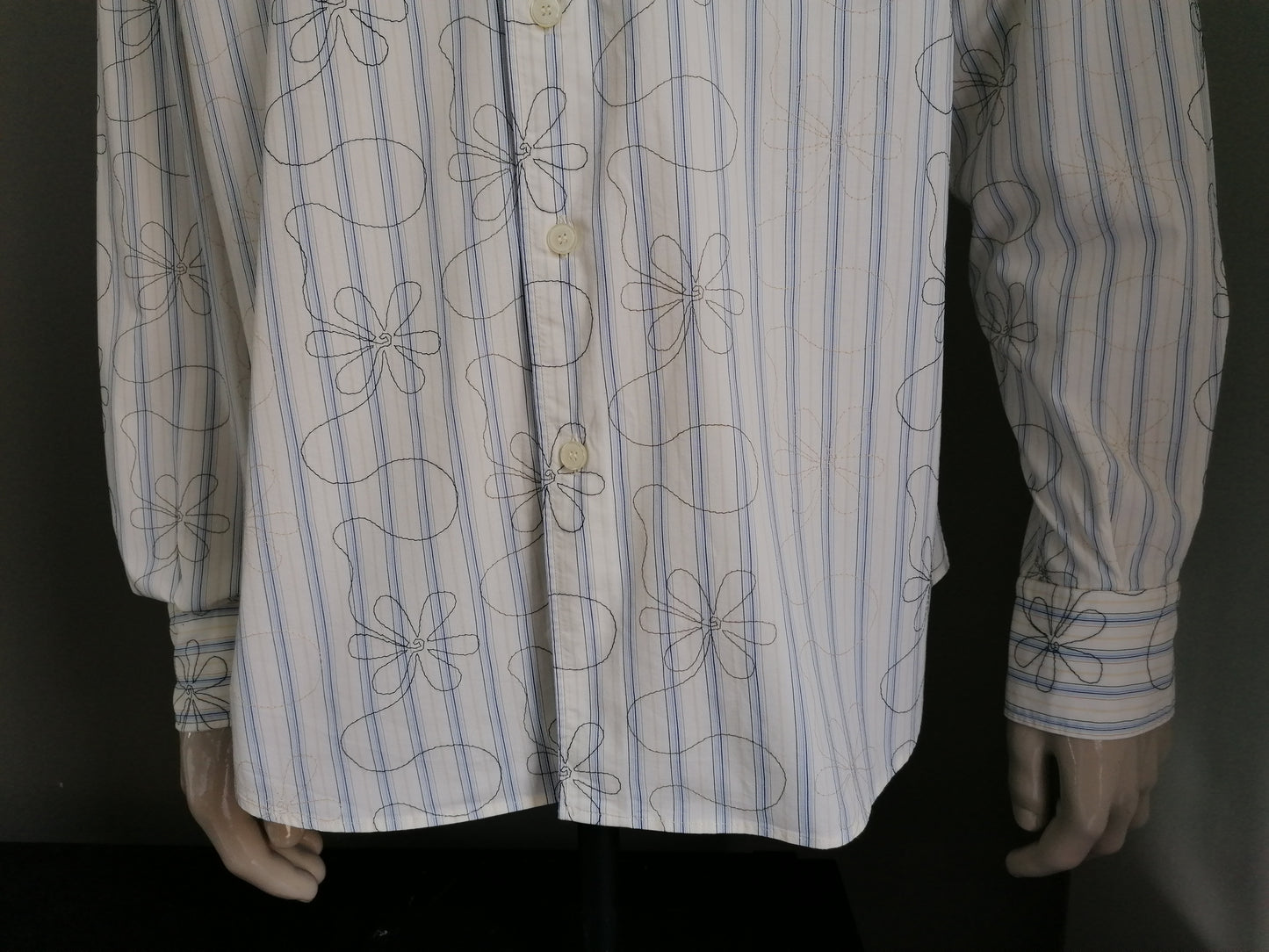 Camisa Poggianti. Motivo azul gris beige. Tamaño XL