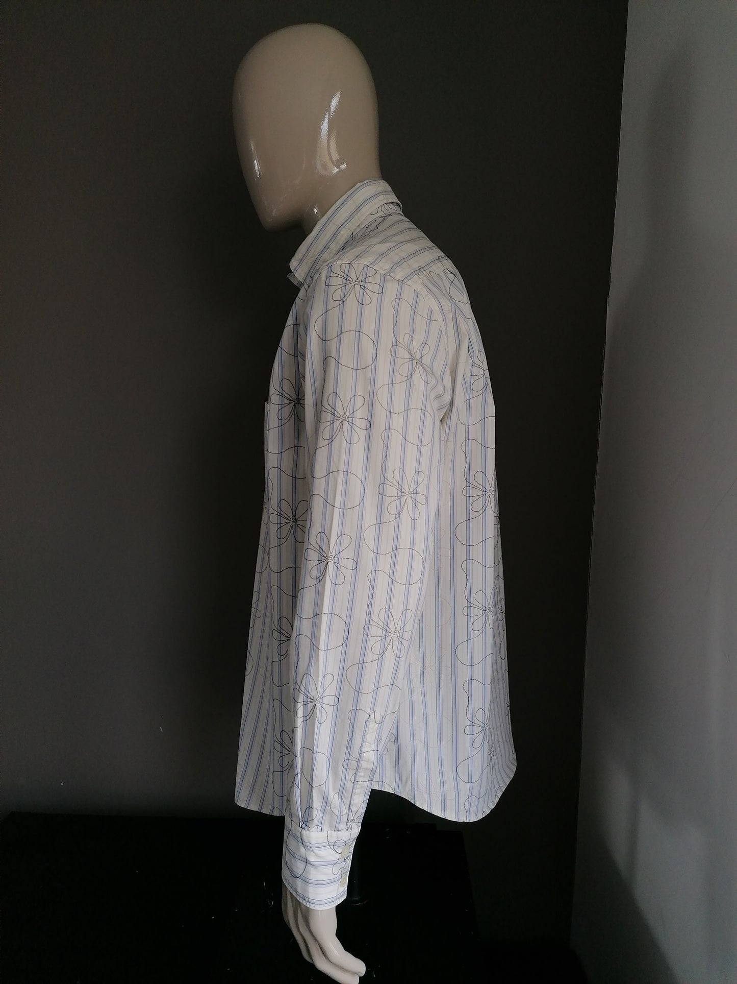 Camisa Poggianti. Motivo azul gris beige. Tamaño XL