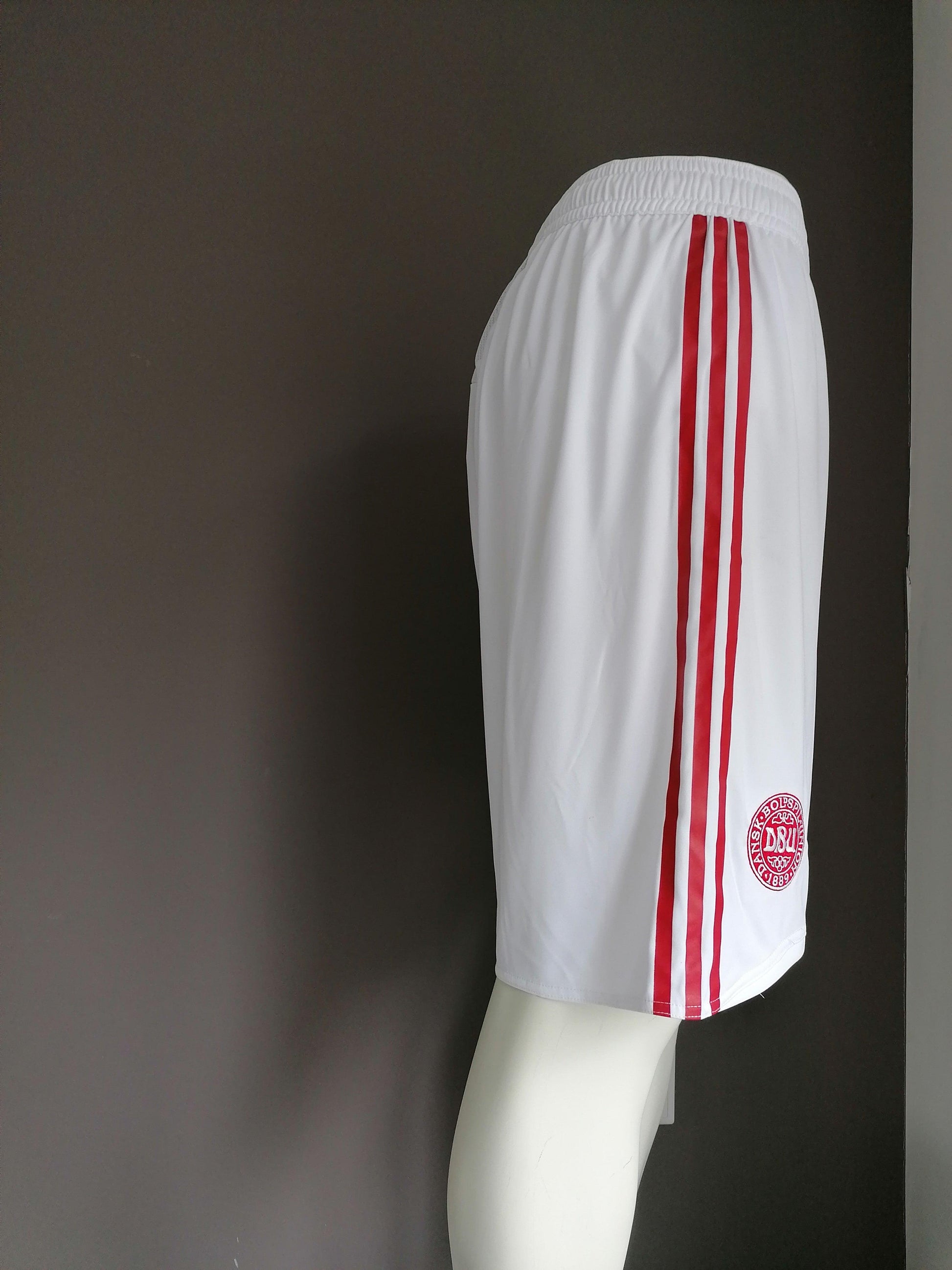 Adidas DBH Dansk Boldspil Union sport broekje. Wit Rood gekleurd. Maat XL. - EcoGents