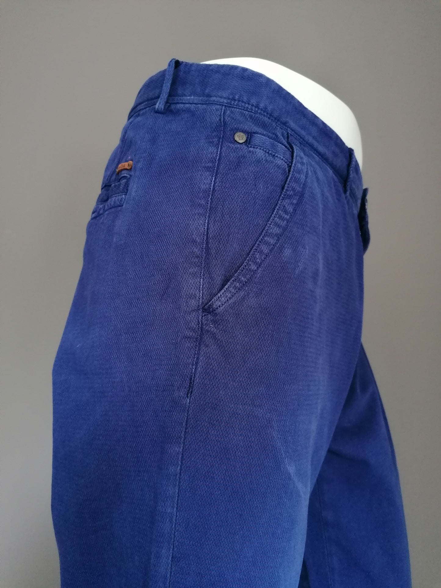 Pantalones Massimo Dutti. Blaur coloreado. Tamaño 48. FIT casual.
