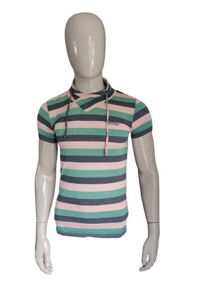 Refill shirt with sporty turtleneck. Green pink gray. Size S.