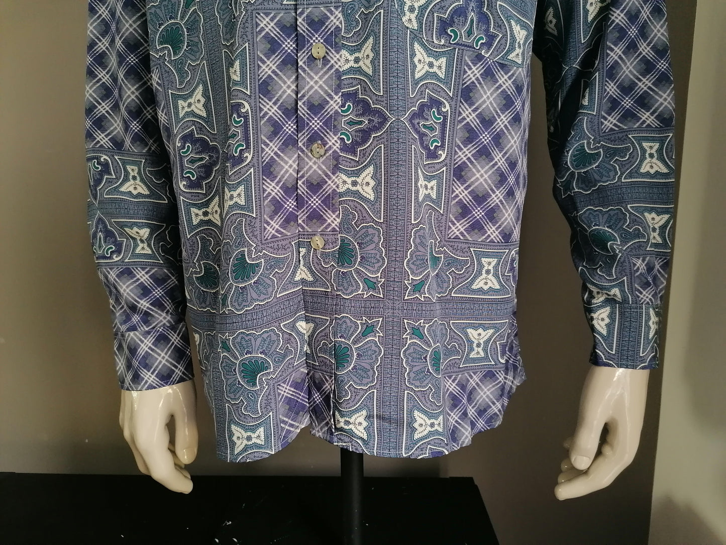 Vintage Angelo Litrico camisa. Impresión púrpura verde 90. Tamaño XL. Viscosa