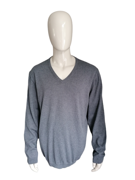 Hugo Boss cotton sweater. V-neck. Gray. Size XXL. Smart fit