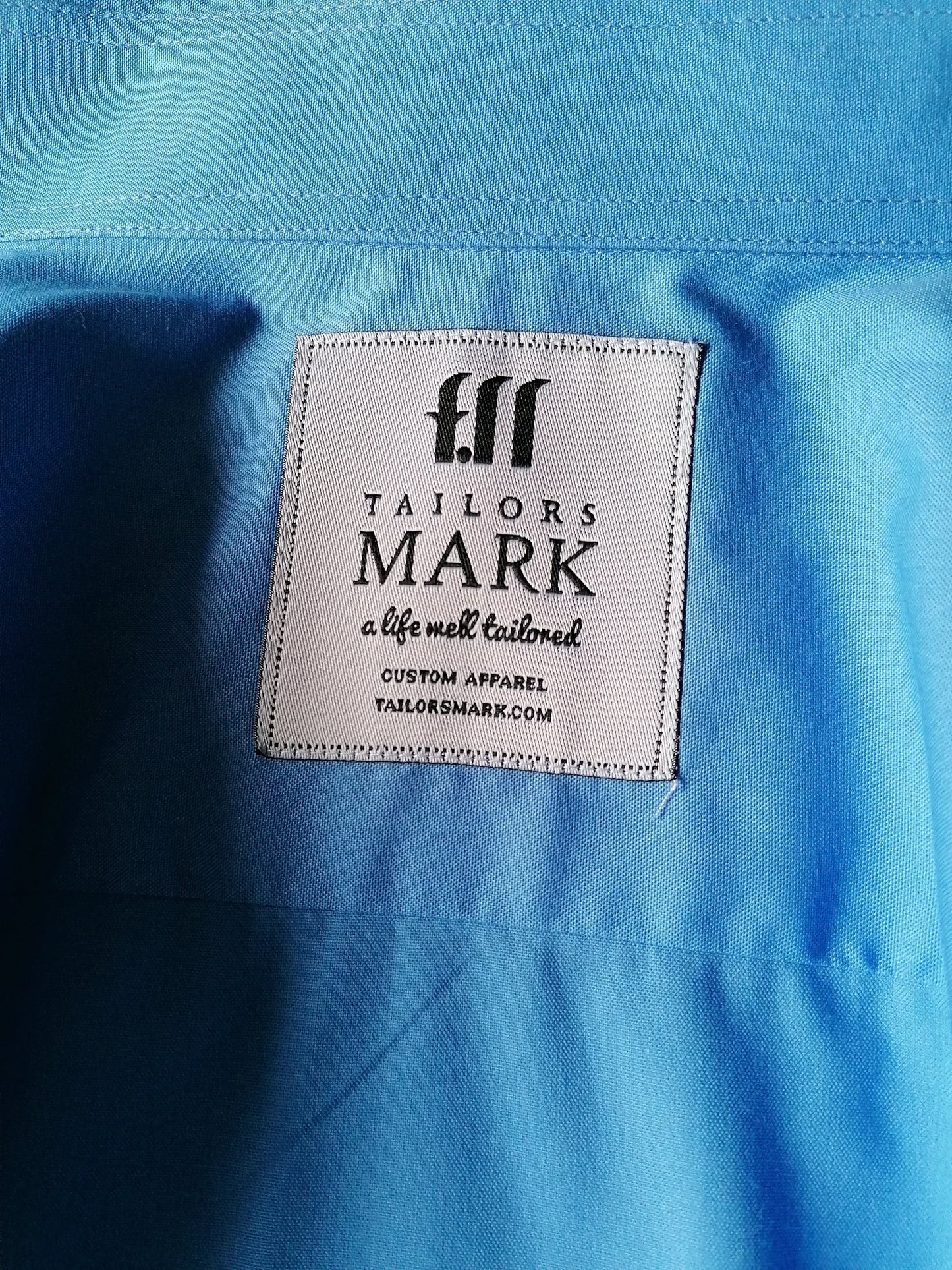 Tailors Mark overhemd. Blauw gekleurd. Maat XL