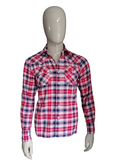 Vintage 70's shirt. Red blue white. Point collar. Size M / S