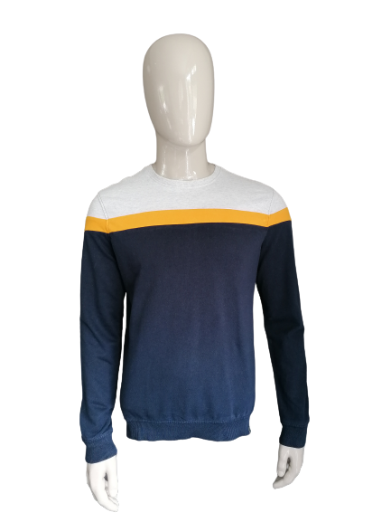 Refill sweater. Gray yellow blue colored. Size S / M