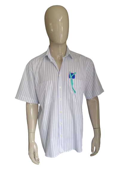 Vintage-Kurzarmshirt – blau/weiß mit Sonnenbrillen-Akzent – ​​Größe XL