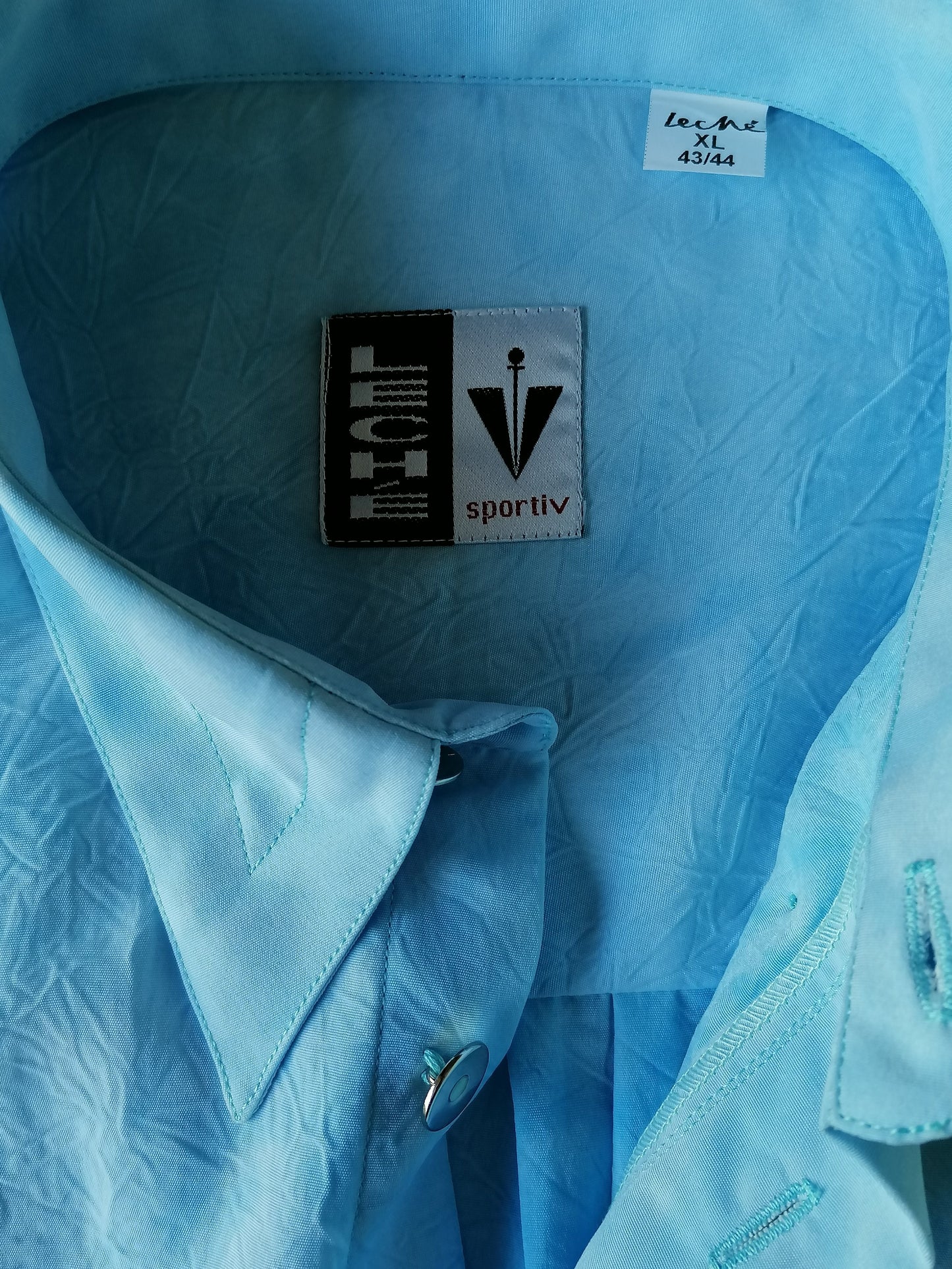 Vintage Leche overhemd korte mouw. Licht Blauw gekleurd met wrinkle effect. Maat XL