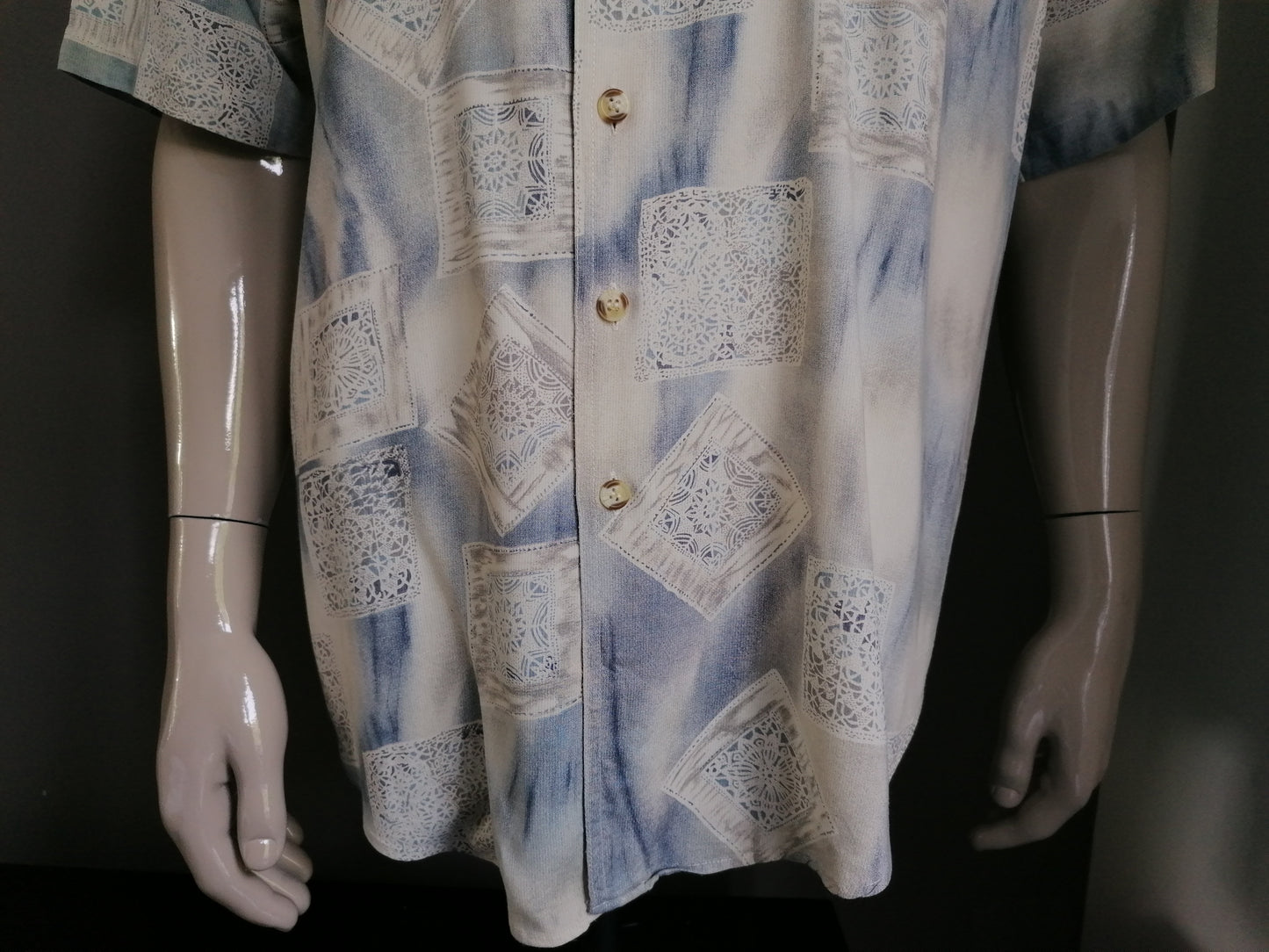 Camisa de manga corta de la vendimia 90. Azul beige Tamaño XL. Viscosa.