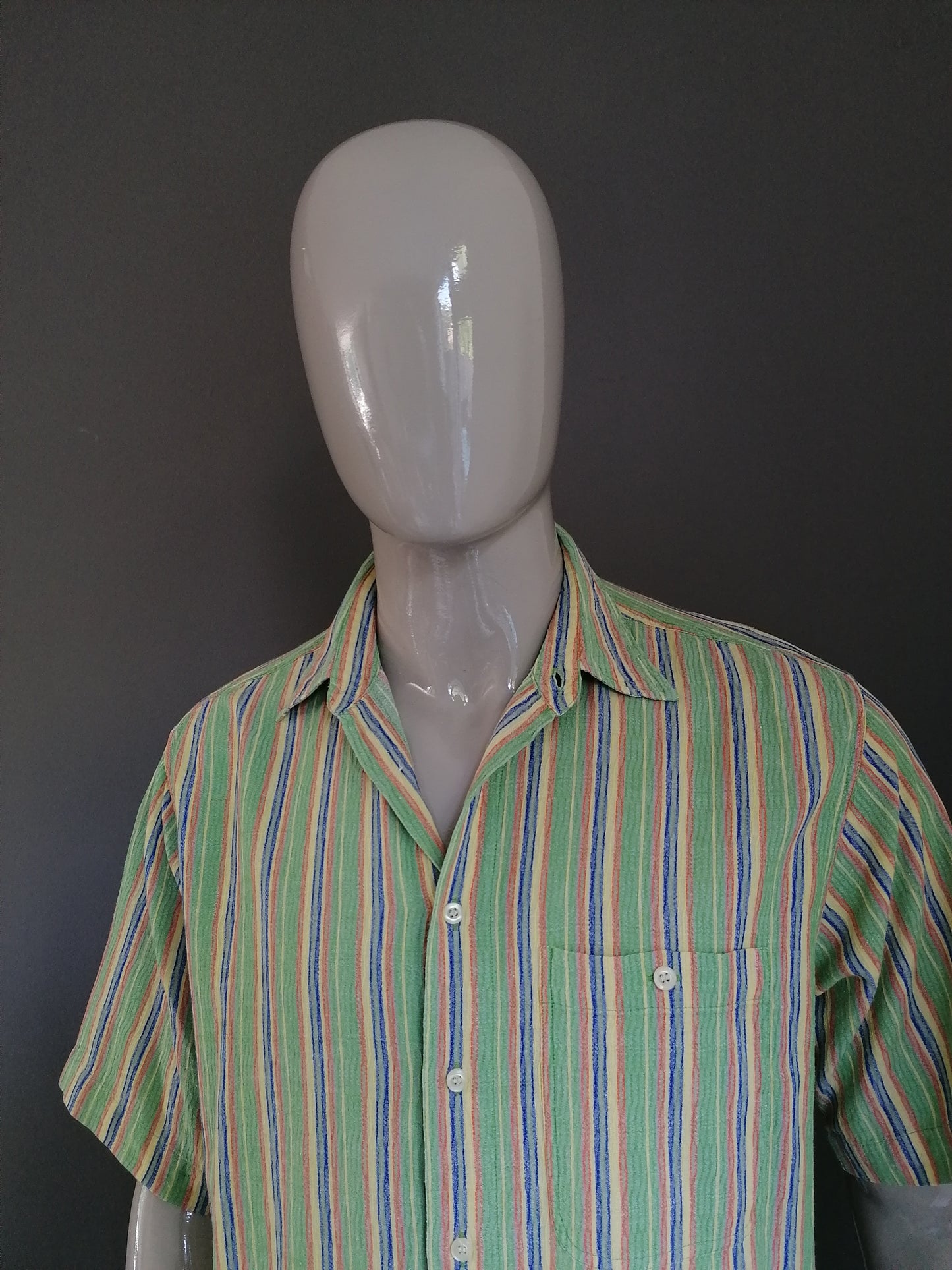 Camisa de manga corta de la vendimia 90. Naranja verde. Tamaño XL